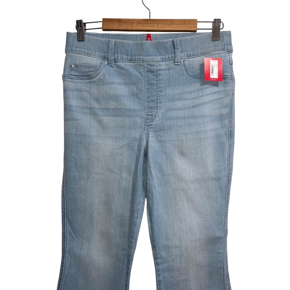 NEW NWT SPANX Flare Jean In Retro Light Wash - Picture 6 of 12